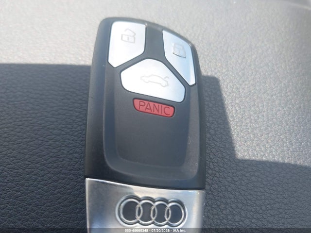 Продажа на аукционе авто 2018 Audi Q5 2.0t Premium, vin: WA1ANAFY6J2219411, номер лота: 45660348