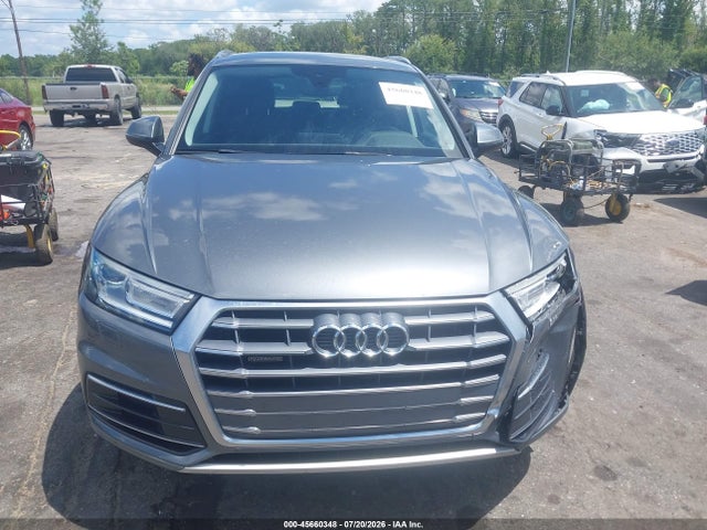 Продажа на аукционе авто 2018 Audi Q5 2.0t Premium, vin: WA1ANAFY6J2219411, номер лота: 45660348