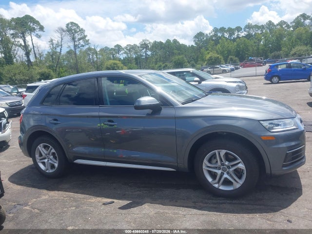 Продажа на аукционе авто 2018 Audi Q5 2.0t Premium, vin: WA1ANAFY6J2219411, номер лота: 45660348