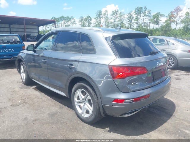 Продажа на аукционе авто 2018 Audi Q5 2.0t Premium, vin: WA1ANAFY6J2219411, номер лота: 45660348