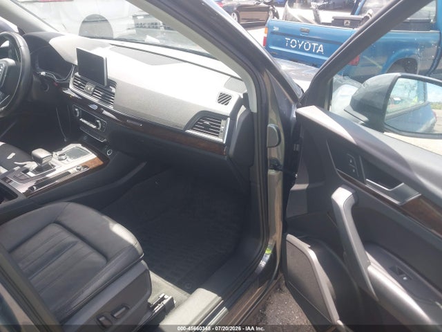 Продажа на аукционе авто 2018 Audi Q5 2.0t Premium, vin: WA1ANAFY6J2219411, номер лота: 45660348