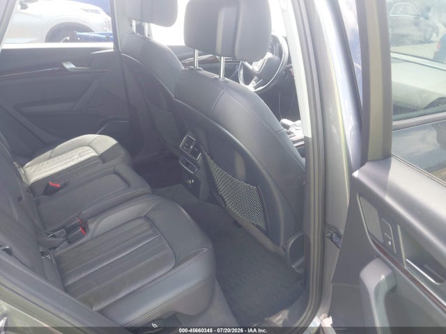 Продажа на аукционе авто 2018 Audi Q5 2.0t Premium, vin: WA1ANAFY6J2219411, номер лота: 45660348