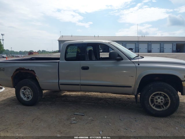 45660366 :رقم المزاد ، 1B7GG22Y6WS503182 vin ، 1998 Dodge Dakota Slt/sport مزاد بيع