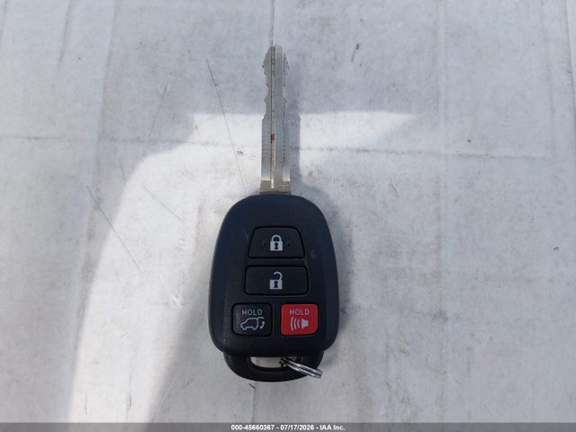 Продаж на аукціоні авто 2016 Toyota Rav4 Xle, vin: 2T3RFREV8GW487646, номер лоту: 45660367