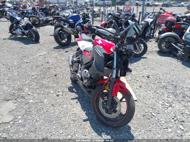 45660387 :رقم المزاد ، MLHNC5212F5100870 vin ، 2015 Honda Cb300 F مزاد بيع