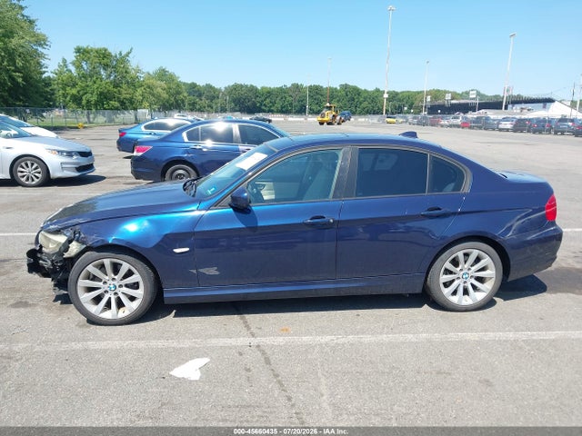 Продажа на аукционе авто 2011 Bmw 328i, vin: WBAPH5G50BNM84065, номер лота: 45660435