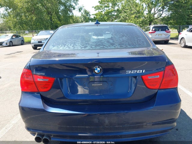 Продажа на аукционе авто 2011 Bmw 328i, vin: WBAPH5G50BNM84065, номер лота: 45660435