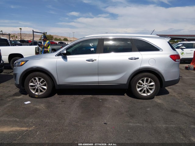 KIA Sorento 3.3l Lx 2017 5XYPG4A59HG230895 Image 14