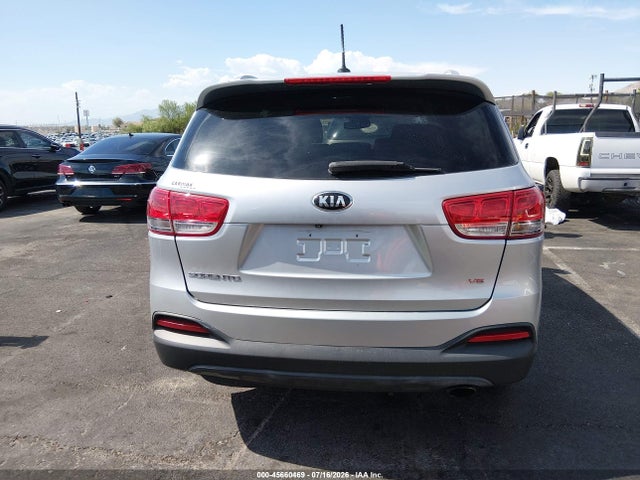 KIA Sorento 3.3l Lx 2017 5XYPG4A59HG230895 Image 16
