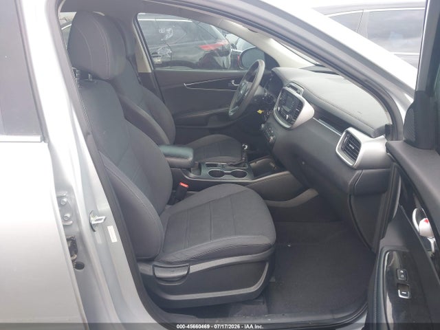 KIA Sorento 3.3l Lx 2017 5XYPG4A59HG230895 Image 5
