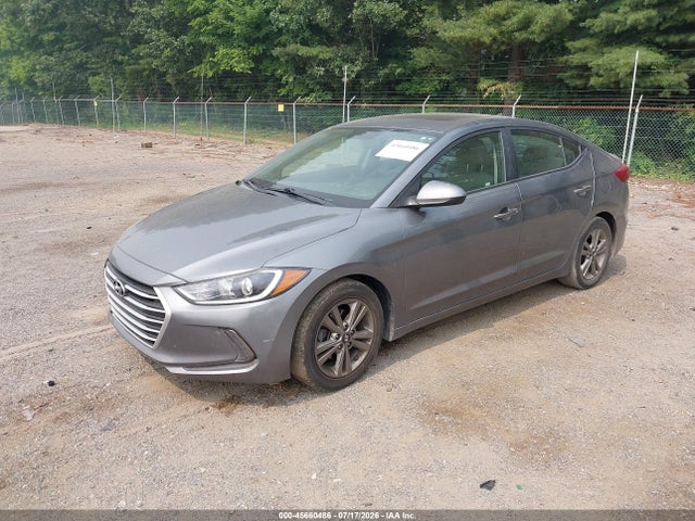 Hyundai Elantra Value Edition 2018 5NPD84LF3JH358389 Image 2