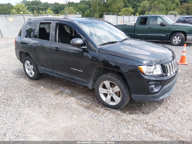 45660505 :رقم المزاد ، 1C4NJDBB9CD630296 vin ، 2012 Jeep Compass Sport مزاد بيع