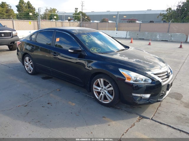 Продажа на аукционе авто 2014 Nissan Altima 3.5 Sl, vin: 1N4BL3AP1EC417989, номер лота: 45660515