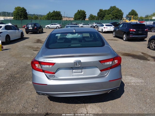 1HGCV1F38JA110815 Honda Accord Sport