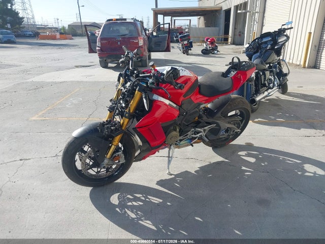 Ducati Streetfighter V4/v4s 2026 ZDMFAK6W0TB002701 Image 2