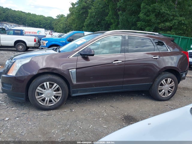 45660595 :رقم المزاد ، 3GYFNBE34FS549139 vin ، 2015 Cadillac Srx Luxury Collection مزاد بيع