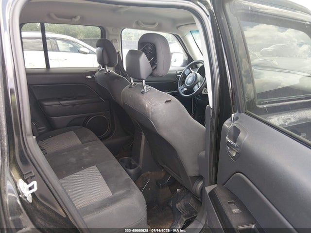 45660625 :رقم المزاد ، 1C4NJPBA2FD401987 vin ، 2015 Jeep Patriot Altitude Edition مزاد بيع