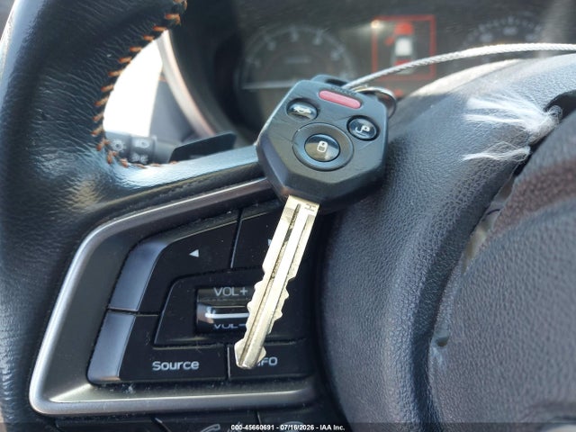 45660691 :رقم المزاد ، JF2GTAPC0M8657367 vin ، 2021 Subaru Crosstrek Premium مزاد بيع