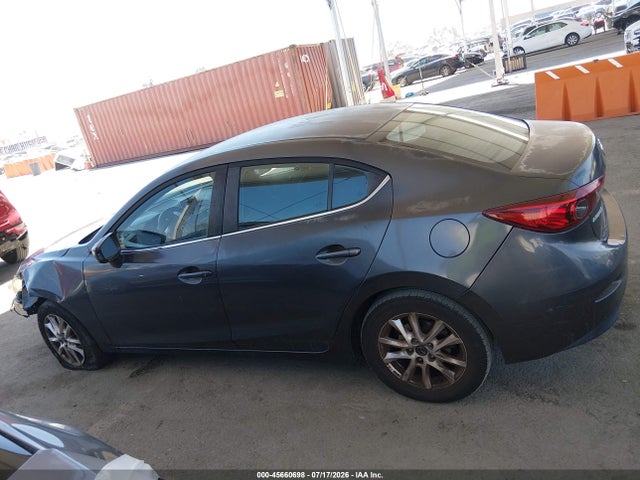 JM1BM1U73G1338569 Mazda Mazda3 I Sport
