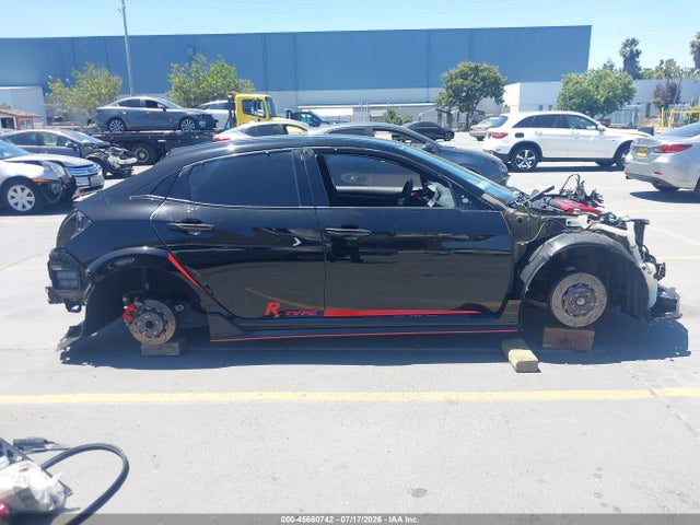 45660742 :رقم المزاد ، SHHFK8G75HU201474 vin ، 2017 Honda Civic Type R Touring مزاد بيع