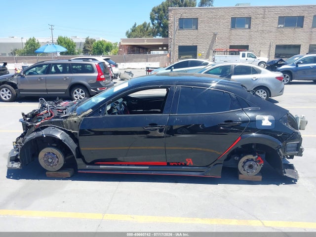 45660742 :رقم المزاد ، SHHFK8G75HU201474 vin ، 2017 Honda Civic Type R Touring مزاد بيع