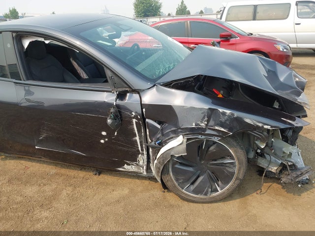 Продаж на аукціоні авто 2026 Tesla Model Y All-wheel Drive/long Range Launch Series/premium All-wheel Drive, vin: 7SAYGDEE0TF580109, номер лоту: 45660765