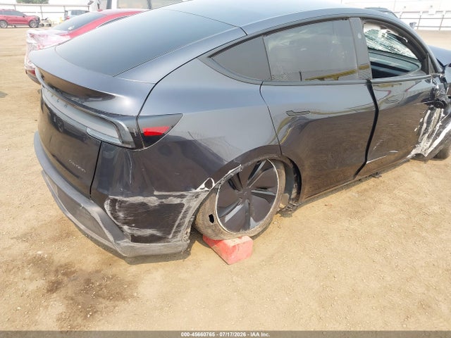 Продаж на аукціоні авто 2026 Tesla Model Y All-wheel Drive/long Range Launch Series/premium All-wheel Drive, vin: 7SAYGDEE0TF580109, номер лоту: 45660765