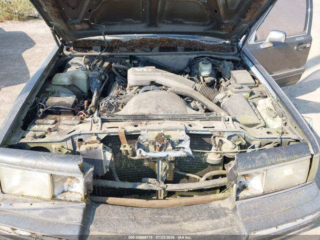 Продаж на аукціоні авто 1992 Lincoln Town Car Executive, vin: 1LNLM81W4NY638727, номер лоту: 45660770