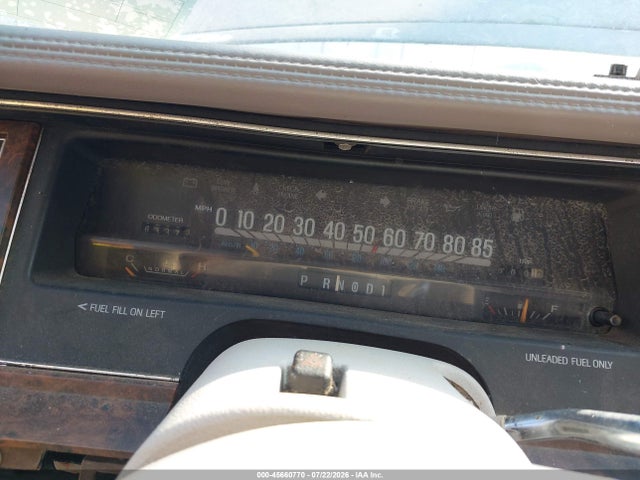 Продаж на аукціоні авто 1992 Lincoln Town Car Executive, vin: 1LNLM81W4NY638727, номер лоту: 45660770