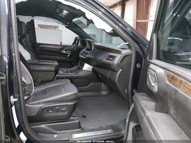 Продажа на аукционе авто 2023 Chevrolet Suburban 4wd Premier, vin: 1GNSKFKD4PR552121, номер лота: 45660788