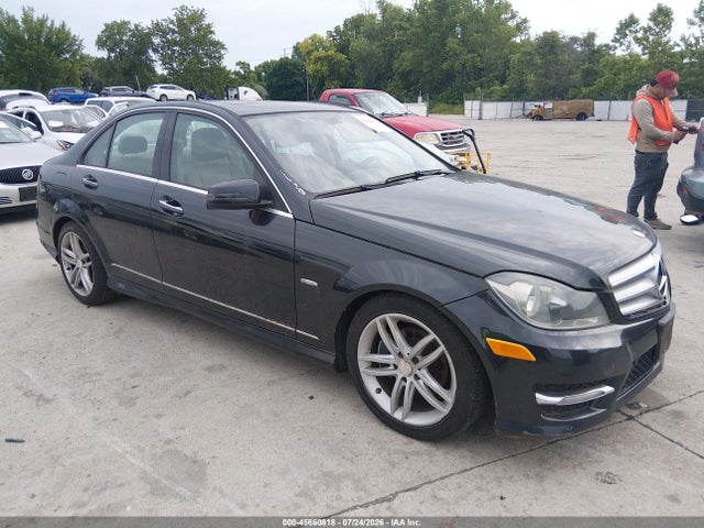 45660818 :رقم المزاد ، WDDGF4HB9CA635796 vin ، 2012 Mercedes-benz C 250 Sport مزاد بيع