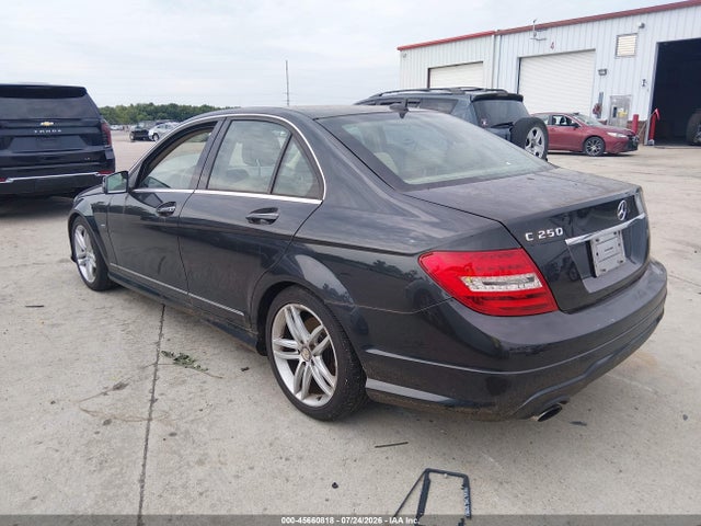 Продаж на аукціоні авто 2012 Mercedes-benz C 250 Sport, vin: WDDGF4HB9CA635796, номер лоту: 45660818