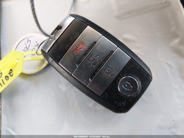 5XYPHDA53GG179163 KIA Sorento 3.3l Ex