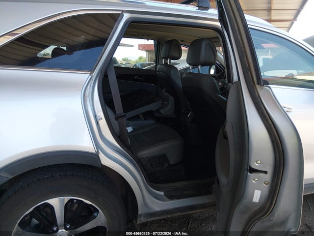 5XYPHDA53GG179163 KIA Sorento 3.3l Ex