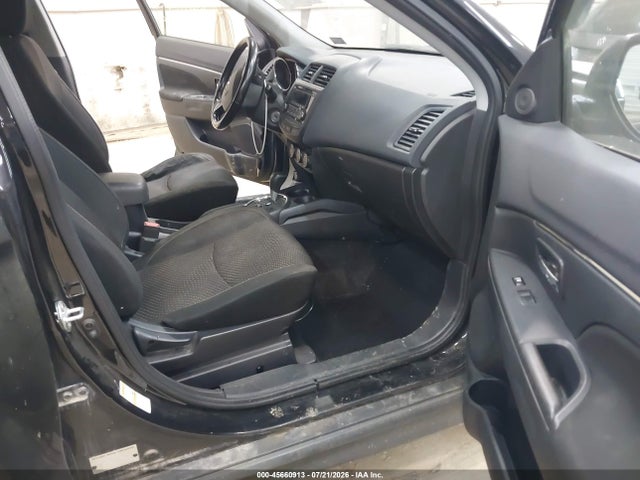 45660913 :رقم المزاد ، JA4AP3AW5GZ051773 vin ، 2016 Mitsubishi Outlander Sport 2.4 Es مزاد بيع