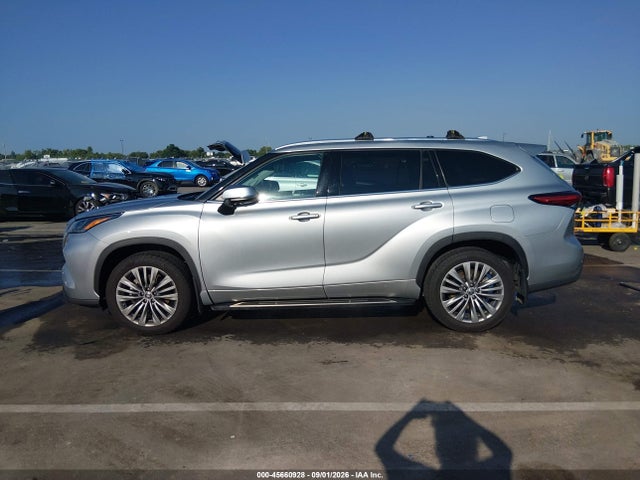 2021 Toyota Highlander Platinum მანქანა იყიდება აუქციონზე, vin: 5TDFZRBH5MS078753, აუქციონის ნომერი: 45660928