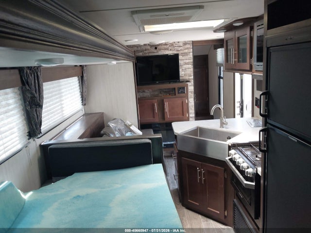 45660947 :رقم المزاد ، 4X4TCKB26L9131376 vin ، 2020 Forest River Cherokee Grey Wolf 26dbh Travel Trailer مزاد بيع