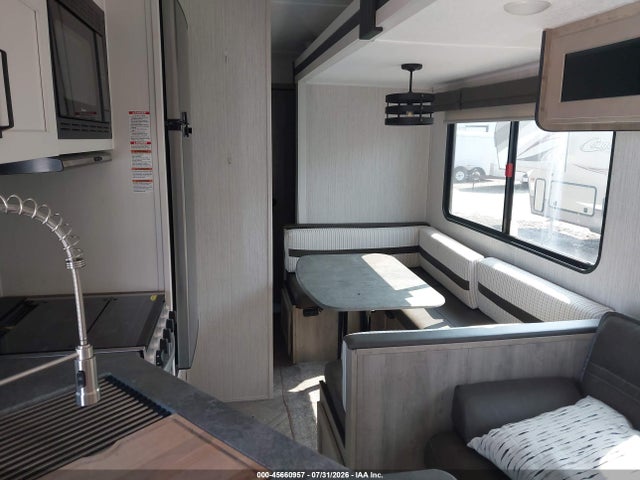 Продажа на аукционе авто 2022 Palomino Puma, vin: 4X4SPUF26NP093962, номер лота: 45660957