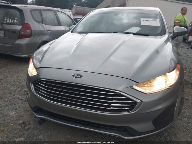 45660985 :رقم المزاد ، 3FA6P0T95LR190548 vin ، 2020 Ford Fusion Se مزاد بيع