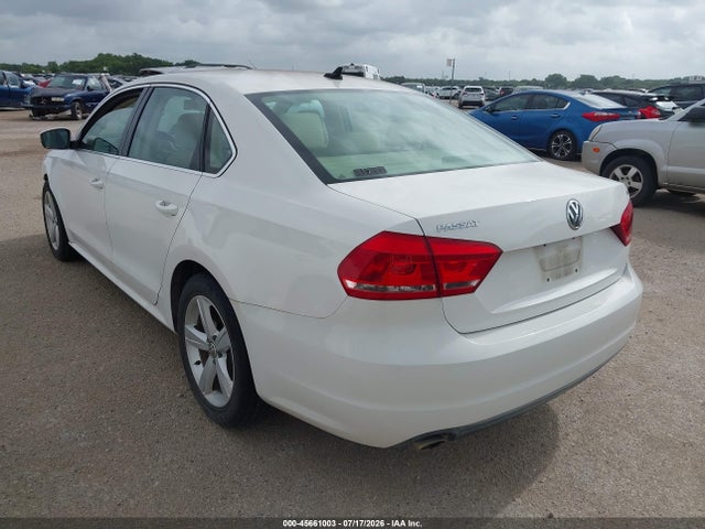 45661003 :رقم المزاد ، 1VWBH7A38DC007301 vin ، 2013 Volkswagen Passat 2.5l Se مزاد بيع