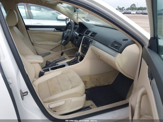 45661003 :رقم المزاد ، 1VWBH7A38DC007301 vin ، 2013 Volkswagen Passat 2.5l Se مزاد بيع