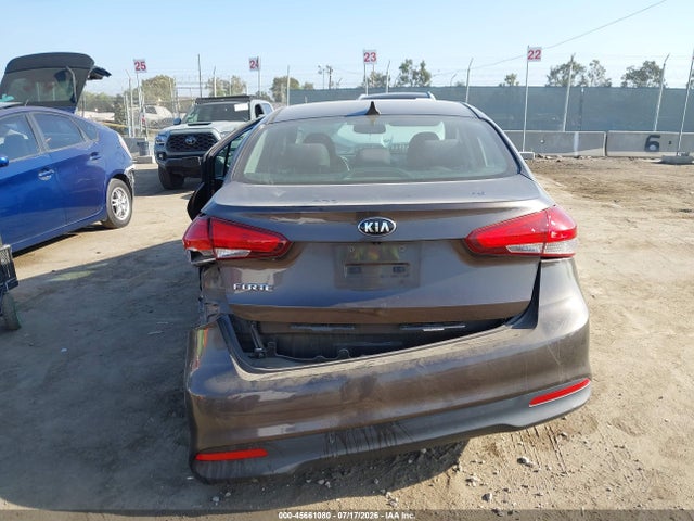 KIA FORTE LX 2017 3KPFL4A78HE074550 Image 16