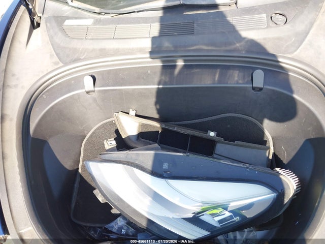 45661110 :رقم المزاد ، 5YJ3E1EB7JF088157 vin ، 2018 Tesla Model 3 Long Range/performance مزاد بيع