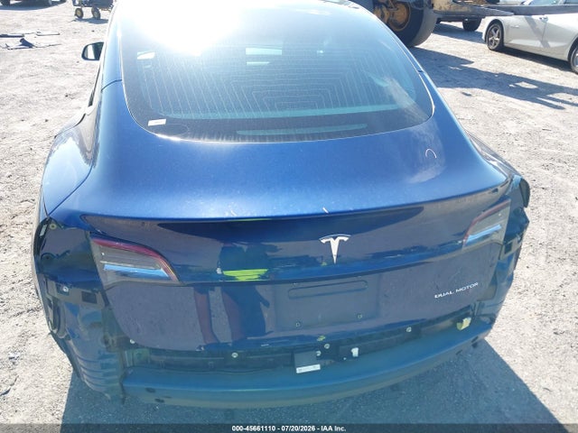 45661110 :رقم المزاد ، 5YJ3E1EB7JF088157 vin ، 2018 Tesla Model 3 Long Range/performance مزاد بيع