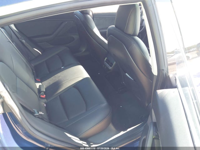 45661110 :رقم المزاد ، 5YJ3E1EB7JF088157 vin ، 2018 Tesla Model 3 Long Range/performance مزاد بيع