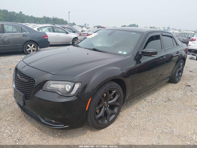 45661165 :رقم المزاد ، 2C3CCABG0NH135264 vin ، 2022 Chrysler 300 S مزاد بيع