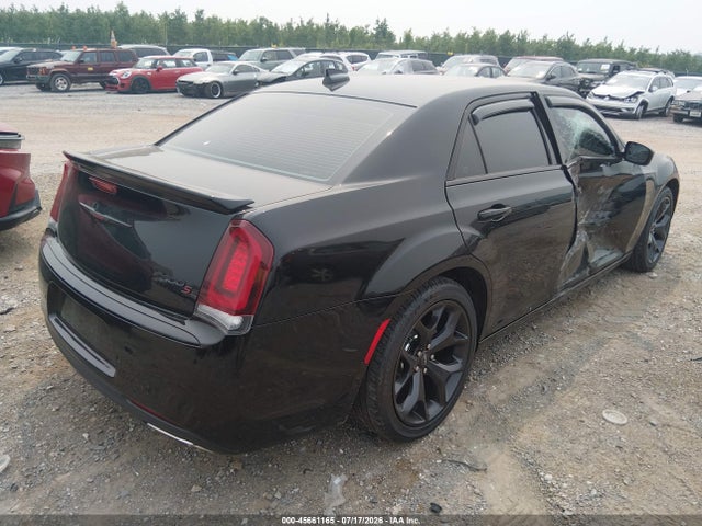 45661165 :رقم المزاد ، 2C3CCABG0NH135264 vin ، 2022 Chrysler 300 S مزاد بيع