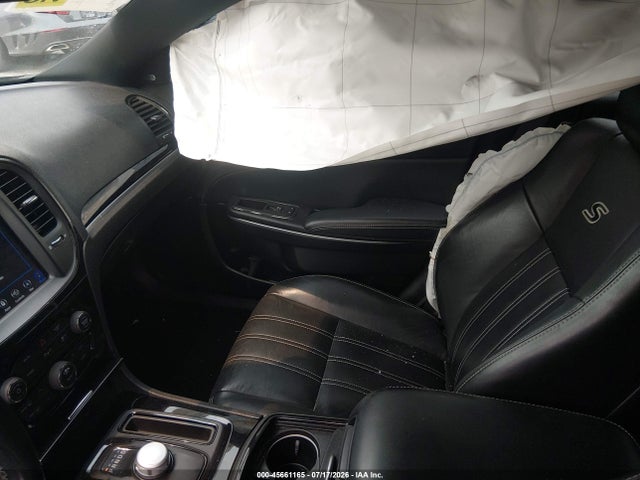 45661165 :رقم المزاد ، 2C3CCABG0NH135264 vin ، 2022 Chrysler 300 S مزاد بيع