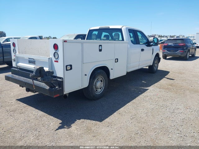 Ford F-350 Xl 2017 1FD8X3A65HEE29048 Image 4