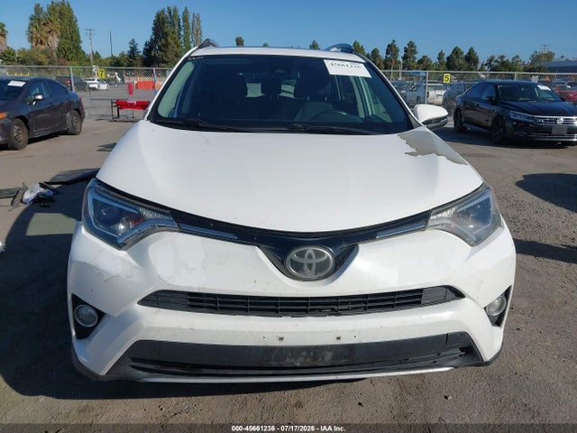 Toyota Rav4 Xle 2017 2T3WFREV6HW372192 Image 13